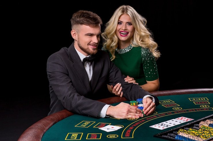 Gambar visual para pemain menikmati sesi live casino dengan dealer profesional
